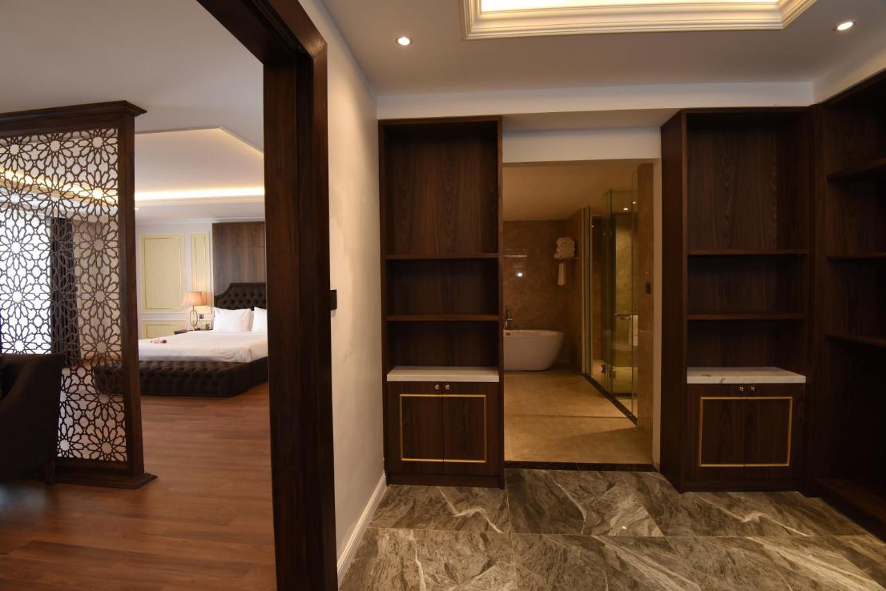 Phu Cuong Hotel Cà Mau Esterno foto